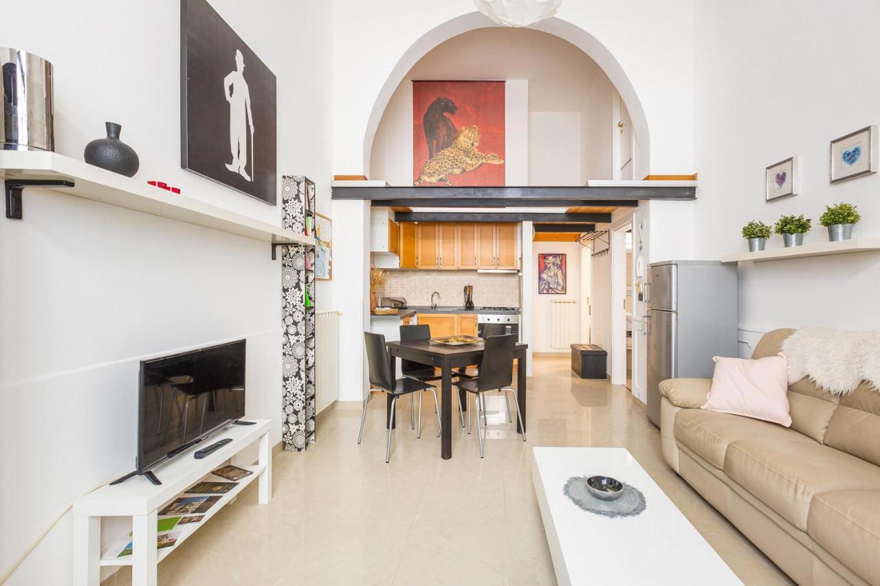 L'Appartamentino Holiday Home เลชเช ภายนอก รูปภาพ