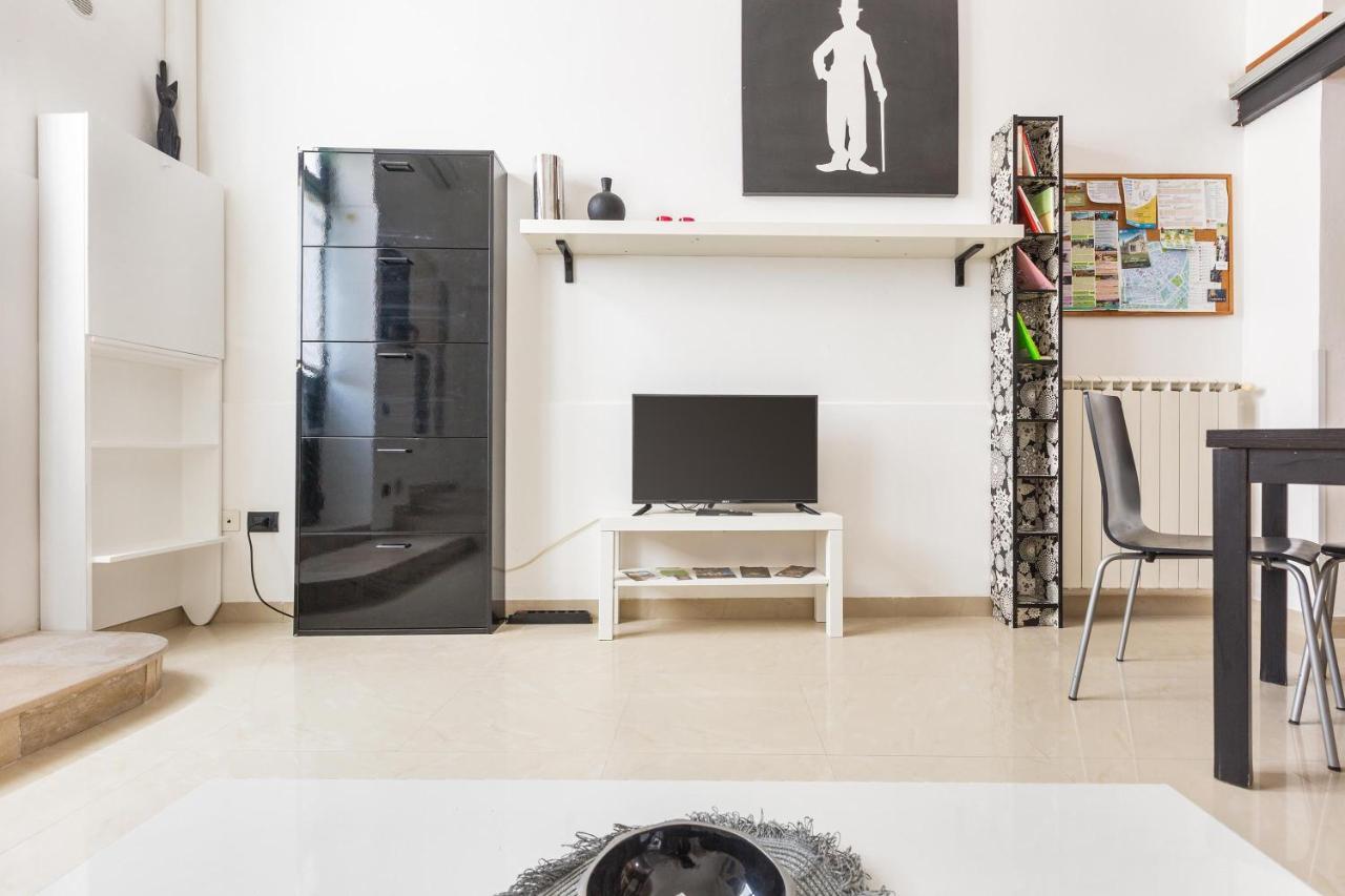 L'Appartamentino Holiday Home เลชเช ภายนอก รูปภาพ
